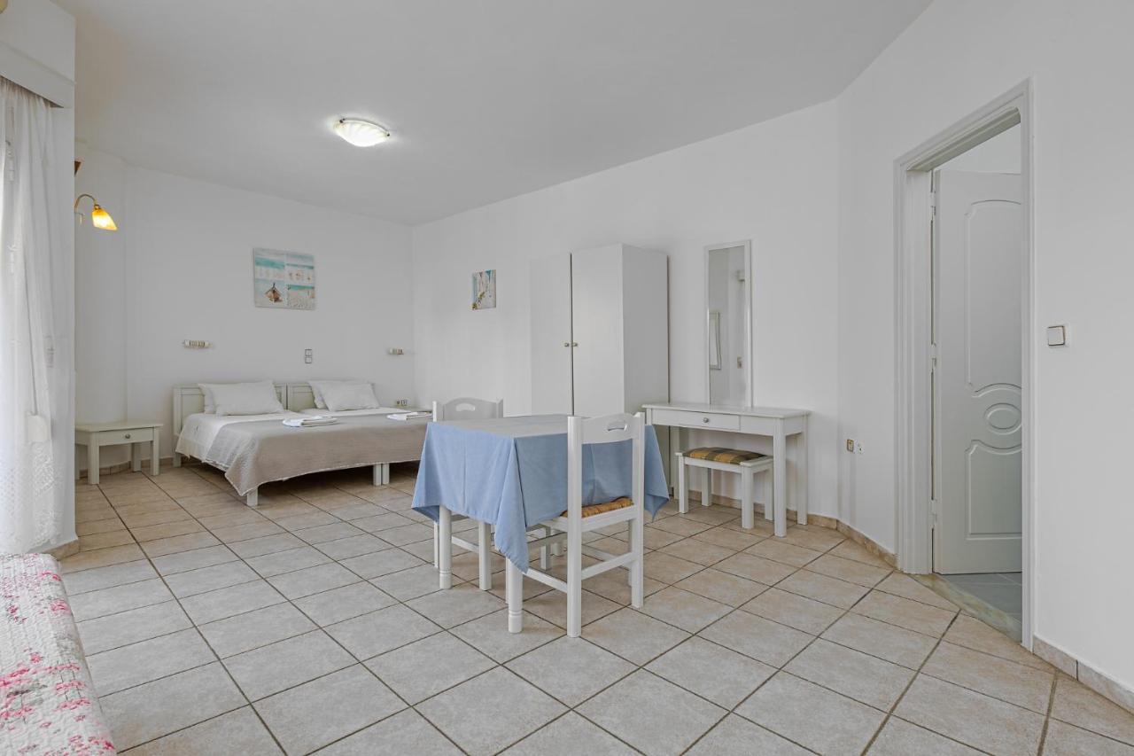 Marias Studios And Apartments Платаньяс Экстерьер фото